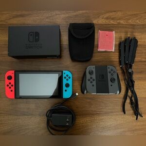 Nintendo Switch Original- Complete Bundle w/ Dock & Accessories
